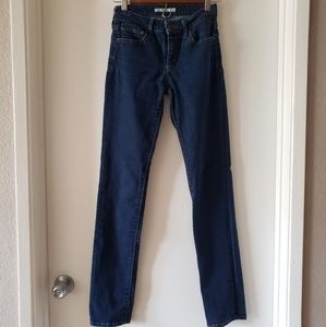 LEVI’s 712 Slim Jeans